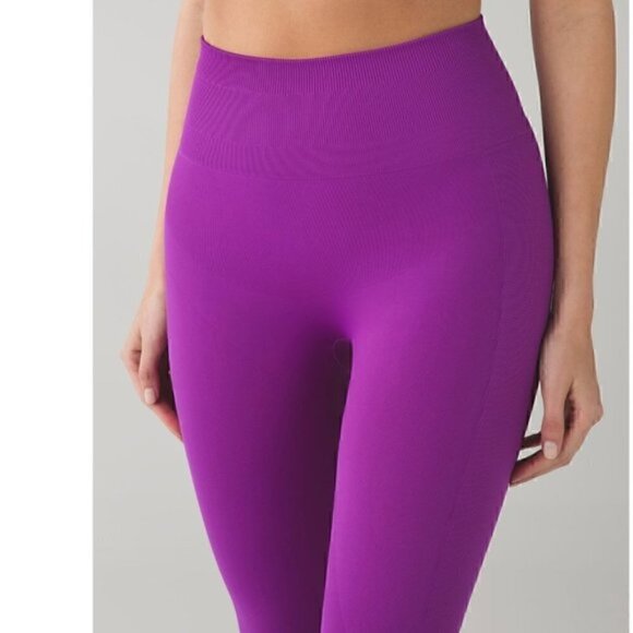 lululemon athletica Pants - Lululemon Zone In Seamless Tight Tender Violet Size 2